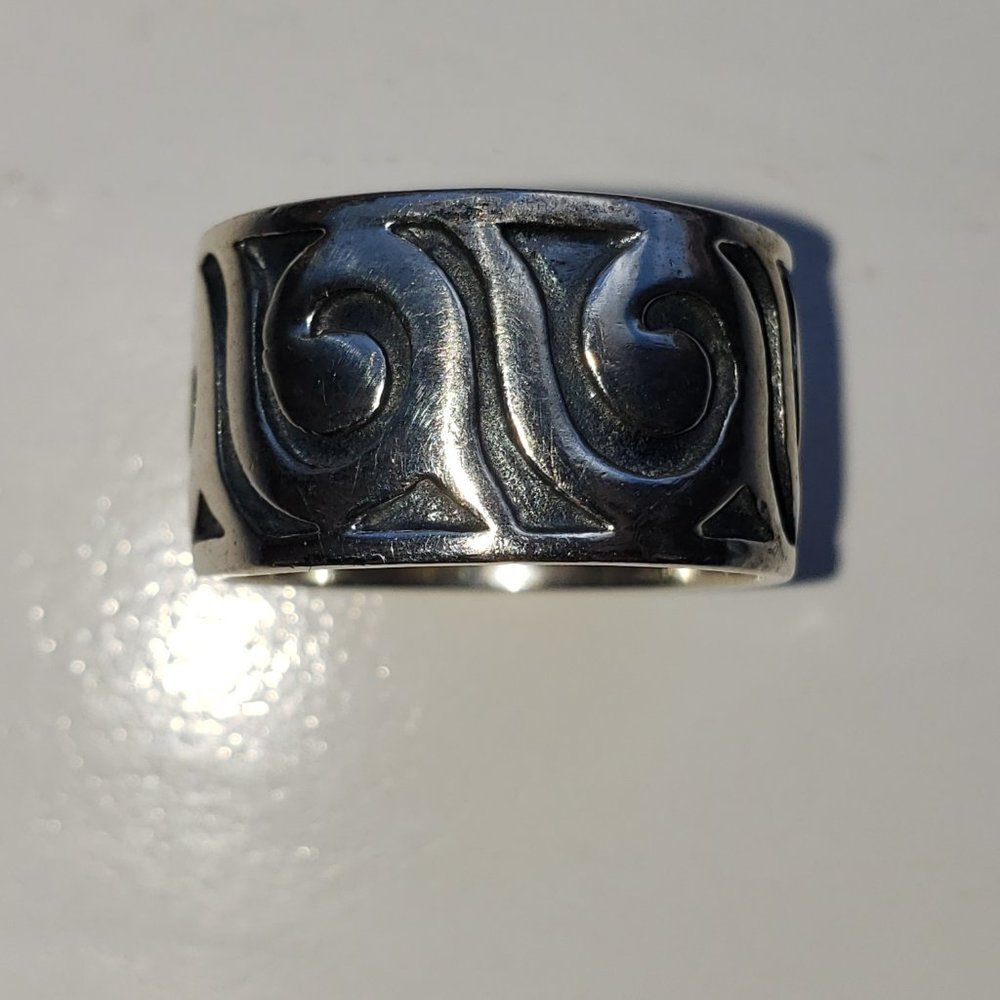 Sterling Silver 925 Wide band ring with scroll motif - Picture 4 of 8